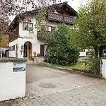 Apartment Gaestehaus Arkadia - 3 Garmisch-Partenkirchen