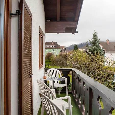 Gaestehaus Arkadia - 3 * Γκάρμις-Παρτενκίρχεν